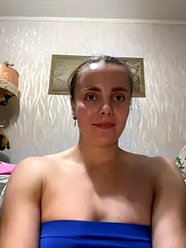 Snapshot of AlisaKissss chatting on September 21, 2025, 7:04 pm AlisaKissss online show from September 21, 2025, 7:04 pm