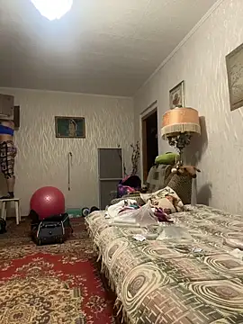 Snapshot of AlisaKissss chatting on November 26, 2025, 6:42 pm AlisaKissss online show from November 26, 2025, 6:42 pm