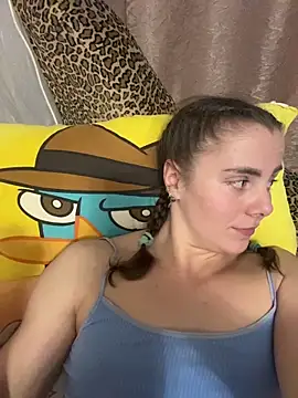 Snapshot of AlisaKissss chatting on December 2, 2025, 7:31 pm AlisaKissss online show from December 2, 2025, 7:31 pm