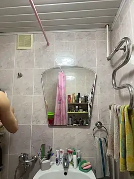 Snapshot of AlisaKissss chatting on December 3, 2025, 7:38 am AlisaKissss online show from December 3, 2025, 7:38 am