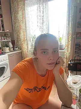 Snapshot of AlisaKissss chatting on April 6, 2026, 5:52 am AlisaKissss online show from April 6, 2026, 5:52 am