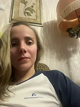 Snapshot of AlisaKissss chatting on April 9, 2026, 4:01 pm AlisaKissss online show from April 9, 2026, 4:01 pm