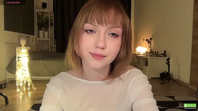 electric babe online show from December 19, 2025, 2:35 pm