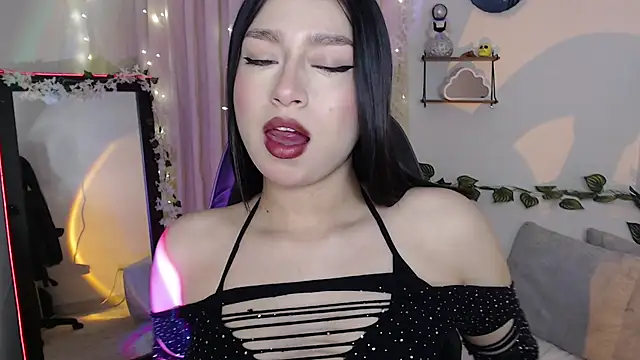 Snapshot of mily_thomson_b_ chatting on November 17, 2025, 10:59 pm mily thomson b online show from November 17, 2025, 10:59 pm