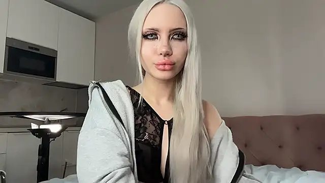 diaqua online show from April 4, 2026, 5:49 am