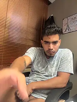 Snapshot of jaden_98_ chatting on November 29, 2025, 11:19 pm jaden 98 online show from November 29, 2025, 11:19 pm