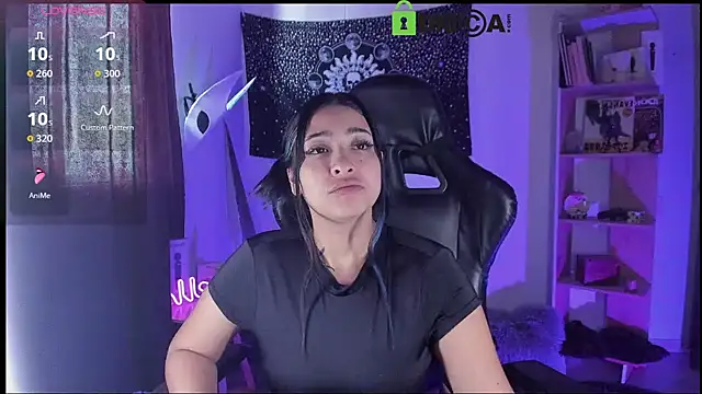 sweetcoralinee online show from January 15, 2026, 2:43 pm