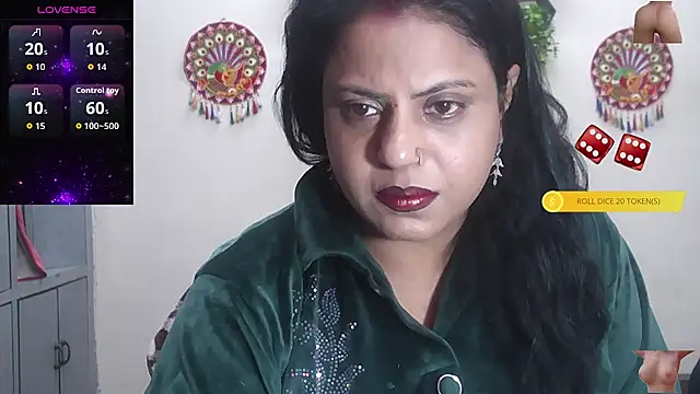 Sexy komolika online show from November 17, 2025, 3:07 pm