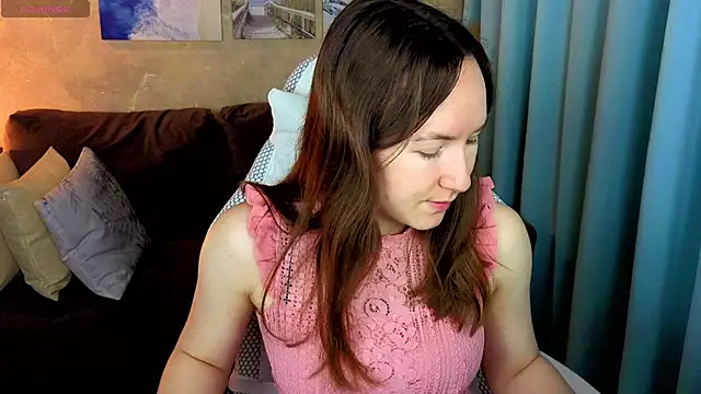 Snapshot of Little_doll_meow chatting on December 18, 2025, 2:50 am Little doll meow online show from December 18, 2025, 2:50 am