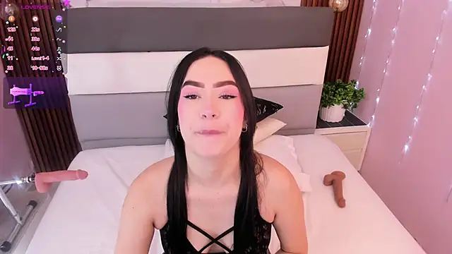 Snapshot of ETHANLOVE1 chatting on April 7, 2026, 4:24 am ETHANLOVE1 online show from April 7, 2026, 4:24 am