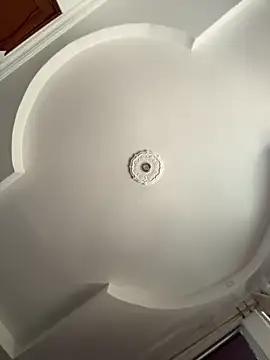 Snapshot of emiss_ chatting on October 30, 2025, 2:07 pm emiss online show from October 30, 2025, 2:07 pm