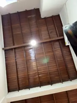 emiss  online show from December 18, 2025, 6:47 pm