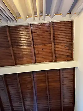 emiss  online show from April 10, 2026, 4:01 pm