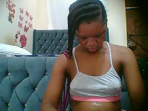 Snapshot of HotJeylee chatting on December 2, 2025, 7:14 am HotJeylee online show from December 2, 2025, 7:14 am