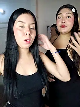 royalgirls x online show from March 8, 2026, 1:14 am