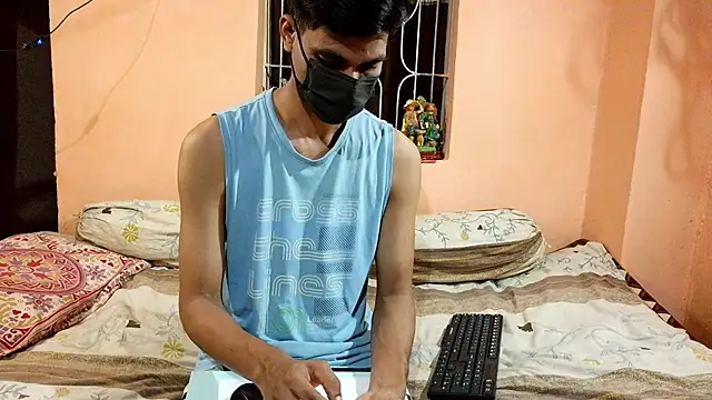 Stallion Theboy22 online show from November 4, 2025, 4:11 am