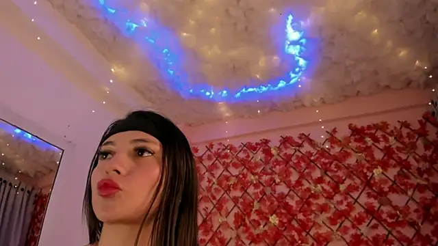 Sweet Candies online show from March 3, 2025, 2:15 am