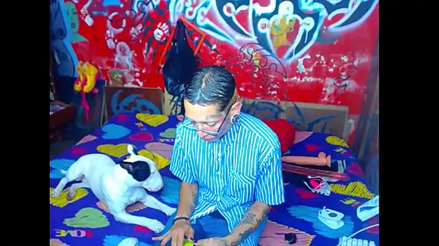 deivid estrada online show from March 21, 2025, 7:24 pm