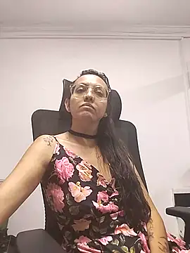 dalilla macherano online show from March 13, 2025, 11:27 pm