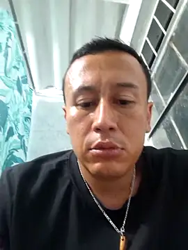 Snapshot of andresbigcock9 chatting on April 20, 2026, 10:40 am andresbigcock9 online show from April 20, 2026, 10:40 am
