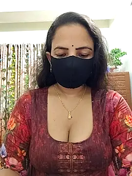 Snapshot of Payel-Sen chatting on October 21, 2025, 7:47 pm Payel-Sen online show from October 21, 2025, 7:47 pm