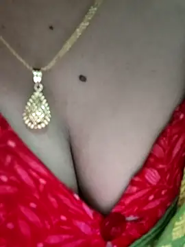 Snapshot of Payel-Sen chatting on November 18, 2025, 6:23 pm Payel-Sen online show from November 18, 2025, 6:23 pm