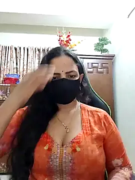 Snapshot of Payel-Sen chatting on May 4, 2026, 6:37 pm Payel-Sen online show from May 4, 2026, 6:37 pm