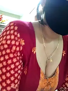 Snapshot of Payel-Sen chatting on May 15, 2026, 6:26 pm Payel-Sen online show from May 15, 2026, 6:26 pm