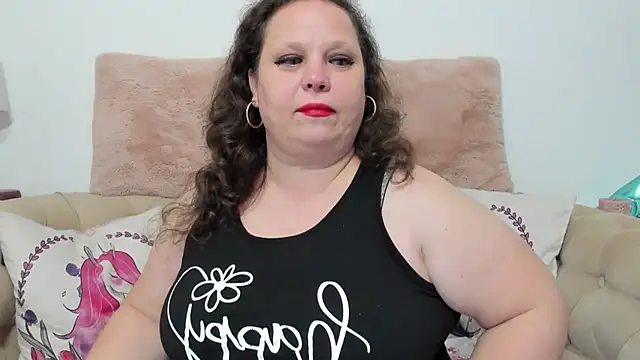 Snapshot of KarolineJoyy chatting on October 17, 2025, 6:54 pm KarolineJoyy online show from October 17, 2025, 6:54 pm