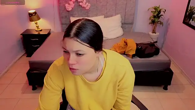 Lana stone  online show from November 3, 2025, 3:30 am