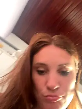 antojazminn online show from December 15, 2025, 6:23 pm