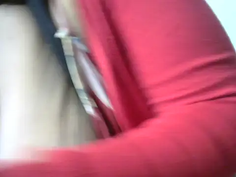 Snapshot of Thobi2020 chatting on November 4, 2025, 5:50 am Thobi2020 online show from November 4, 2025, 5:50 am