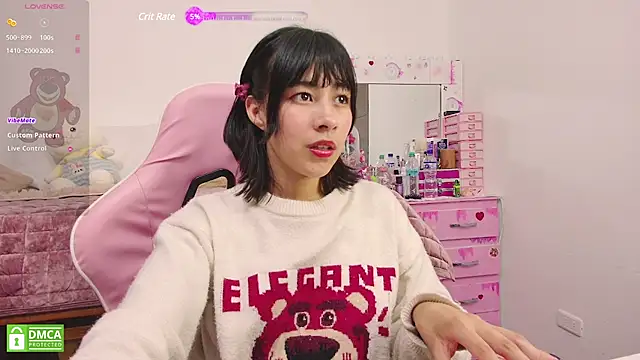 Snapshot of Ayumi_tanaka chatting on December 11, 2024, 10:27 pm Ayumi tanaka online show from December 11, 2024, 10:27 pm