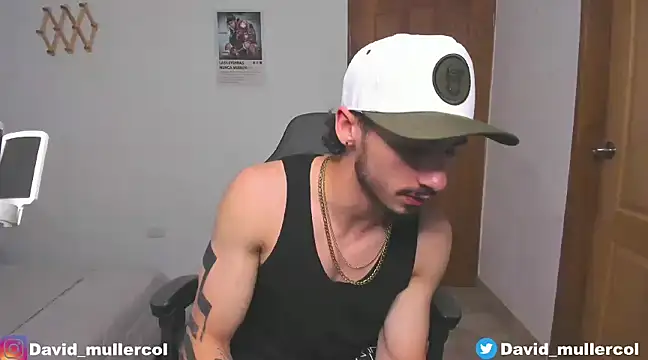 Snapshot of David_Brown18 chatting on December 27, 2024, 1:22 am David Brown18 online show from December 27, 2024, 1:22 am