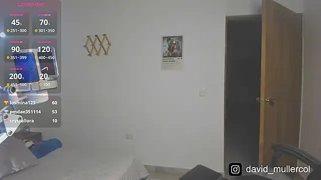 Snapshot of David_Brown18 chatting on January 24, 2025, 2:07 am David Brown18 online show from January 24, 2025, 2:07 am