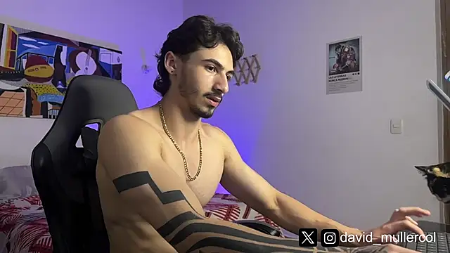 Snapshot of David_Brown18 chatting on March 4, 2025, 8:38 pm David Brown18 online show from March 4, 2025, 8:38 pm