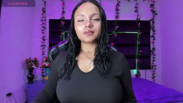 sweelanna   online show from February 26, 2026, 1:26 am