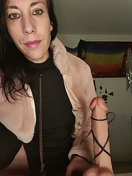 freyamoret online show from March 19, 2026, 4:05 am