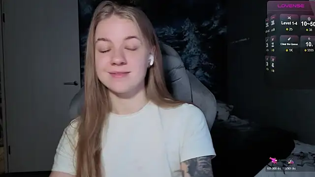 candy maggie online show from December 16, 2025, 5:29 pm