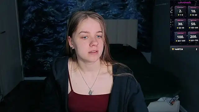 Snapshot of candy_maggie chatting on April 10, 2026, 2:00 pm candy maggie online show from April 10, 2026, 2:00 pm