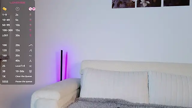 Snapshot of AMELIETARSON chatting on December 18, 2025, 7:42 pm AMELIETARSON online show from December 18, 2025, 7:42 pm