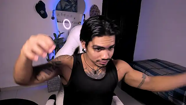 Young laroi online show from December 22, 2024, 11:52 pm