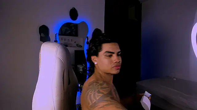 Young laroi online show from January 16, 2025, 3:34 am