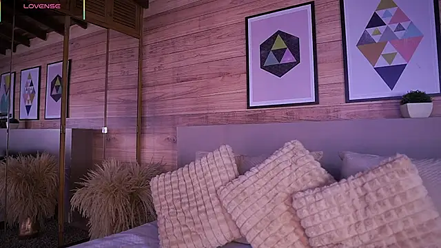 Snapshot of AmmyScott chatting on December 4, 2025, 8:06 pm AmmyScott online show from December 4, 2025, 8:06 pm