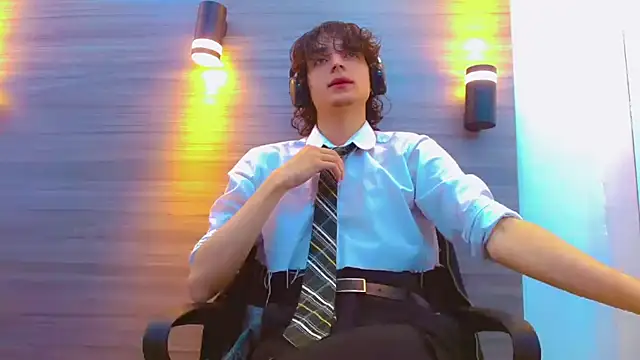 Sr BonnyEthan online show from April 2, 2026, 1:09 pm