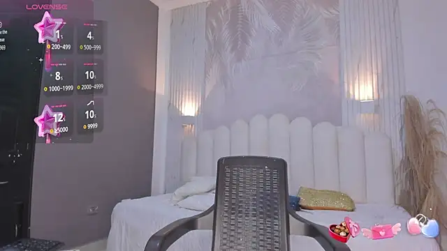 NastassjaCandy online show from April 6, 2026, 7:37 pm