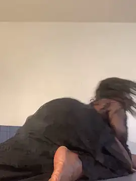 Snapshot of vixenpaisley2 chatting on February 20, 2025, 6:35 pm vixenpaisley2 online show from February 20, 2025, 6:35 pm