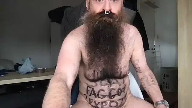 Snapshot of JunkieShitPig chatting on March 21, 2025, 3:24 pm JunkieShitPig online show from March 21, 2025, 3:24 pm