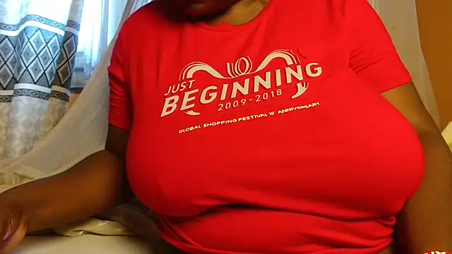 Snapshot of titi_fiesta chatting on November 26, 2025, 7:42 am titi fiesta online show from November 26, 2025, 7:42 am