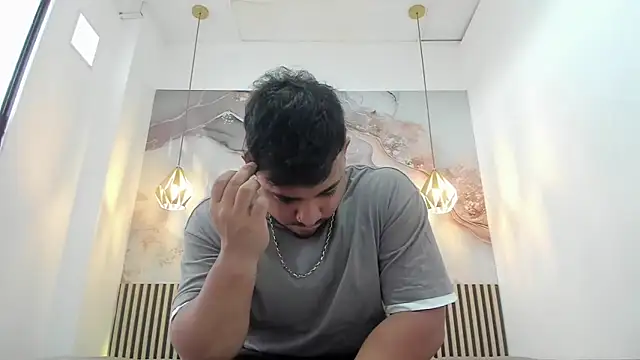 BrianMalonee online show from November 10, 2025, 12:04 pm